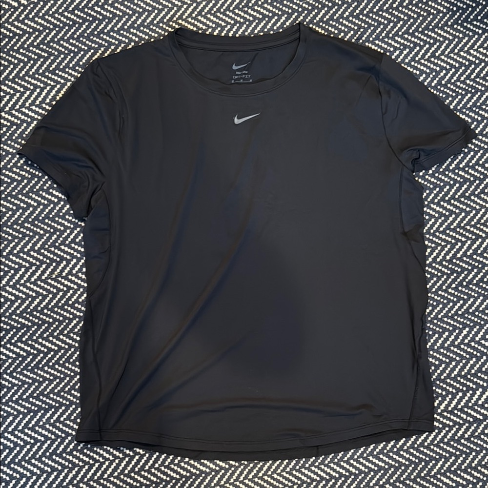 Nike Black Short Sleeve Tee Classic Crew Neck